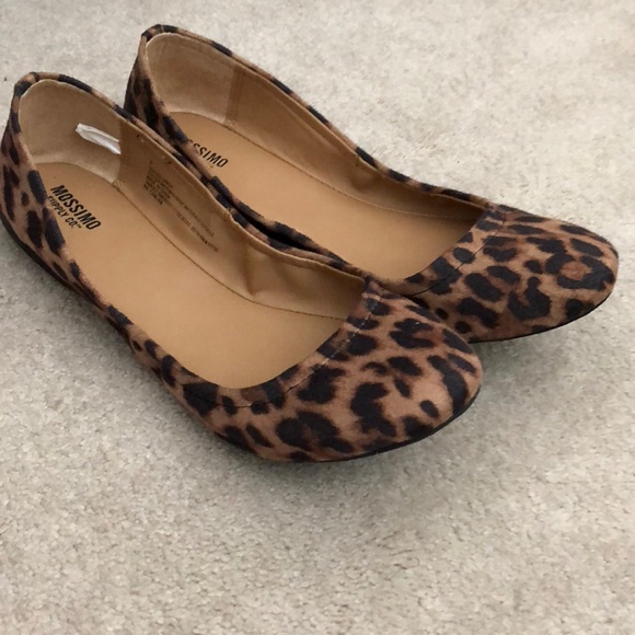 mossimo leopard flats